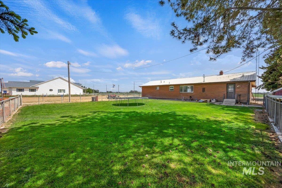 574 W 100 N, Paul, Idaho 83347, 2 Bedrooms, Residential For Sale, Price $400,000, 98987920
