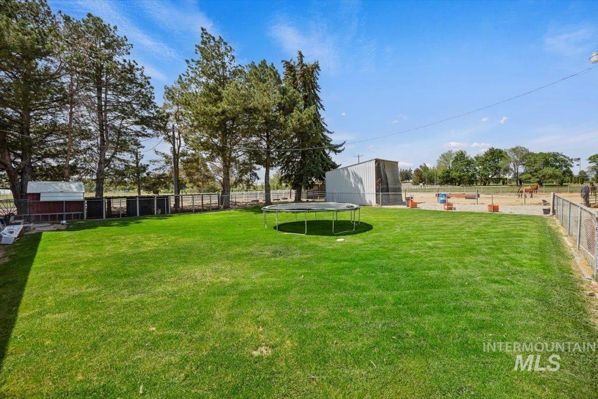 574 W 100 N, Paul, Idaho 83347, 2 Bedrooms, Residential For Sale, Price $400,000, 98987920