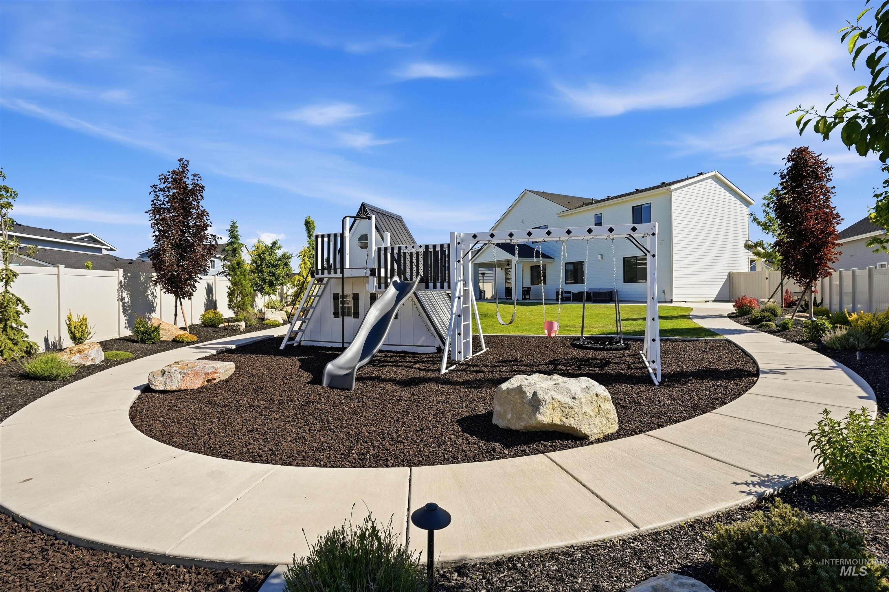 17583 N El Dorado Ave, Nampa, Idaho 83686, 5 Bedrooms, 3.5 Bathrooms, Residential For Sale, Price $840,000, 98987921