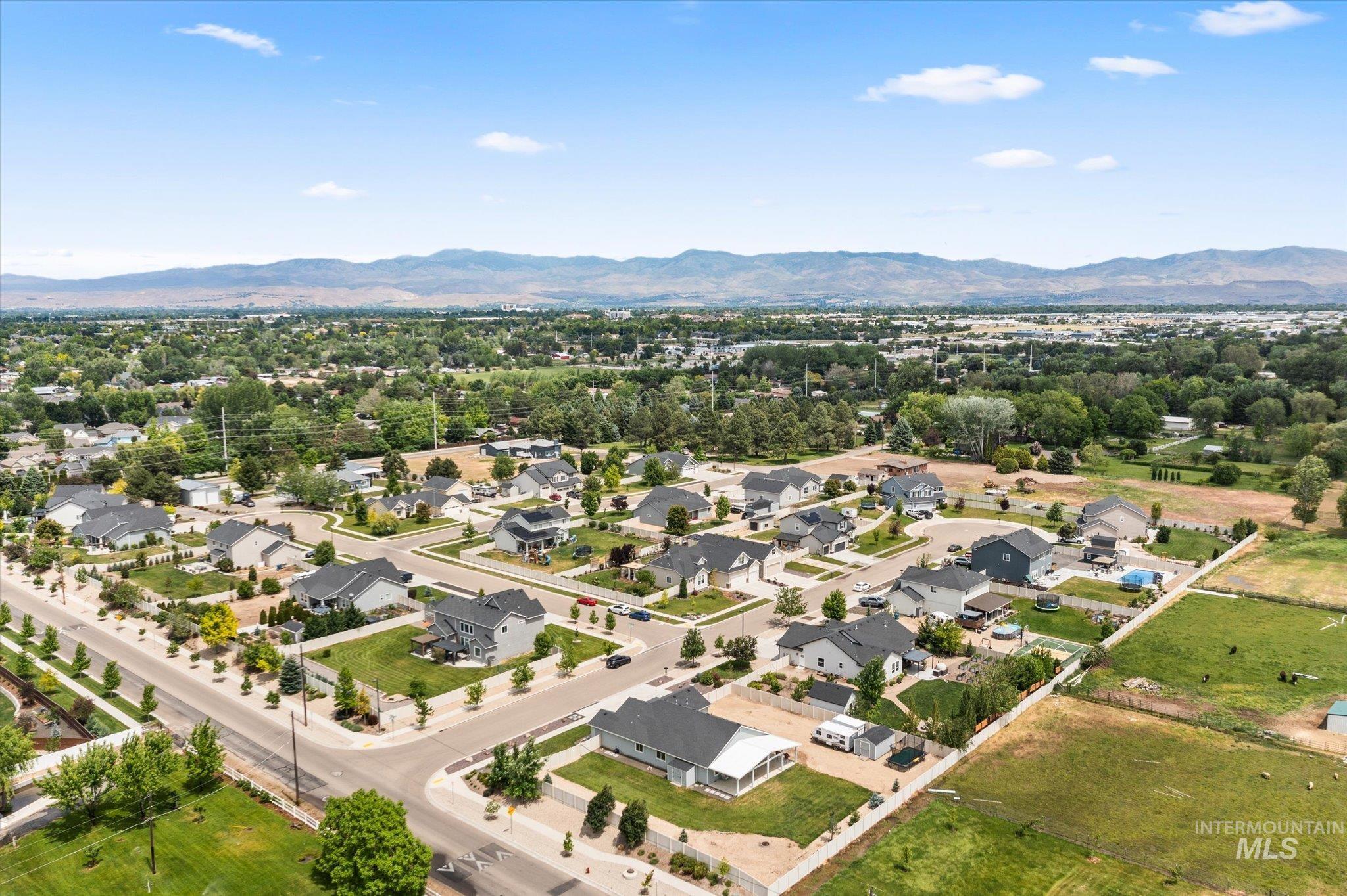 9739 W Roan Meadows Dr., Boise, Idaho 83709, 4 Bedrooms, 2 Bathrooms, Residential For Sale, Price $649,900, 98987922