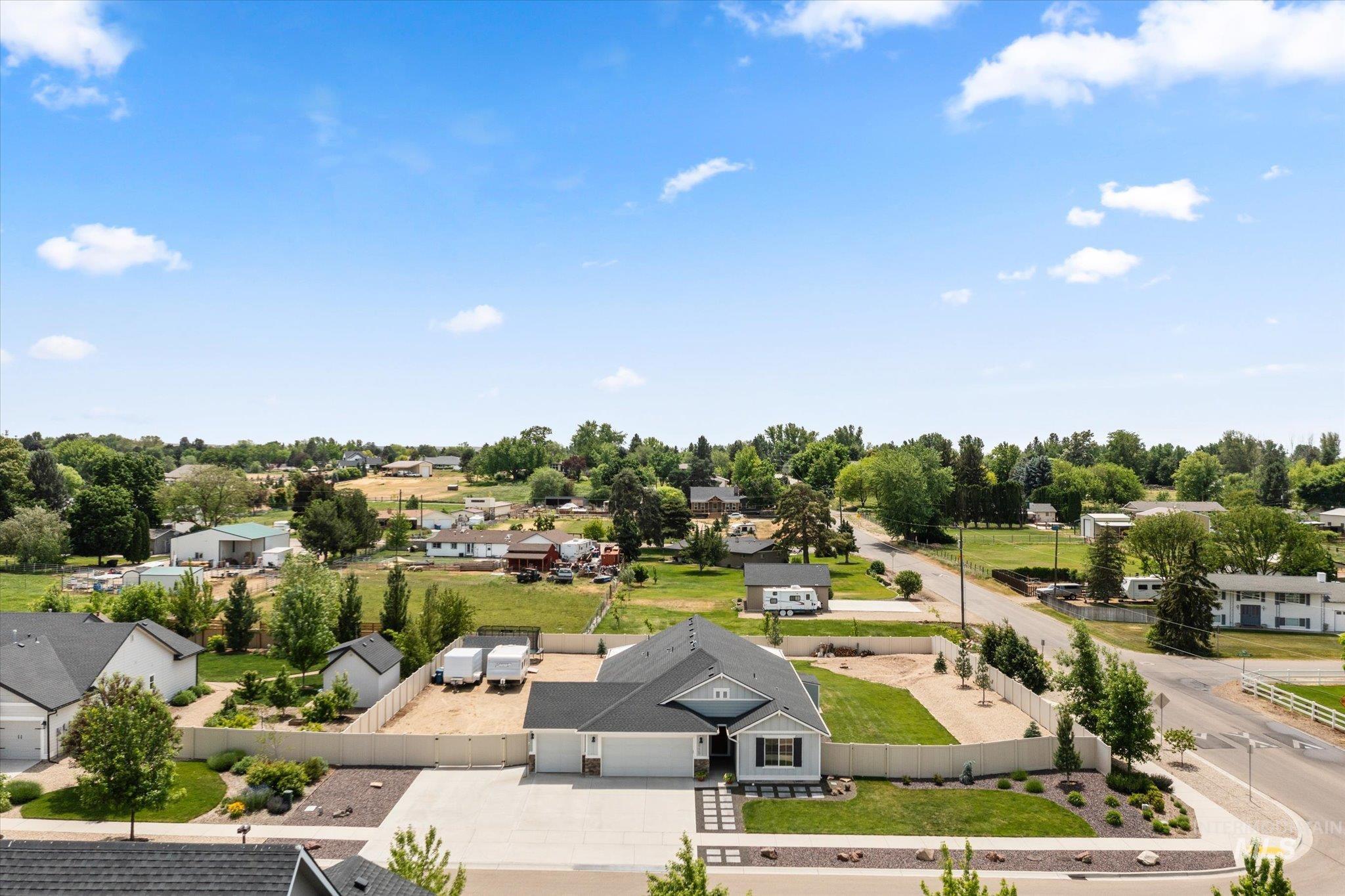9739 W Roan Meadows Dr., Boise, Idaho 83709, 4 Bedrooms, 2 Bathrooms, Residential For Sale, Price $649,900, 98987922