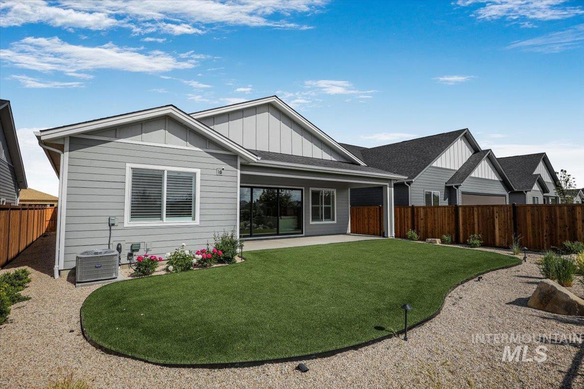 11891 W Maygrass Ln, Kuna, Idaho 83634, 3 Bedrooms, 2.5 Bathrooms, Residential For Sale, Price $789,000, 98987924