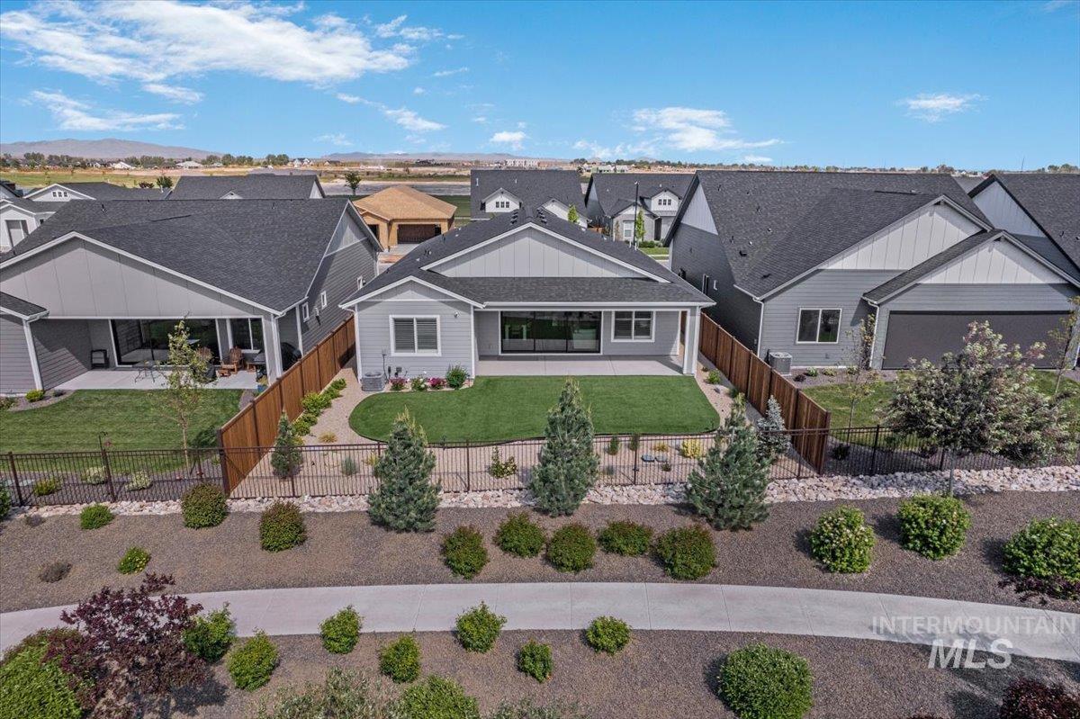 11891 W Maygrass Ln, Kuna, Idaho 83634, 3 Bedrooms, 2.5 Bathrooms, Residential For Sale, Price $789,000, 98987924