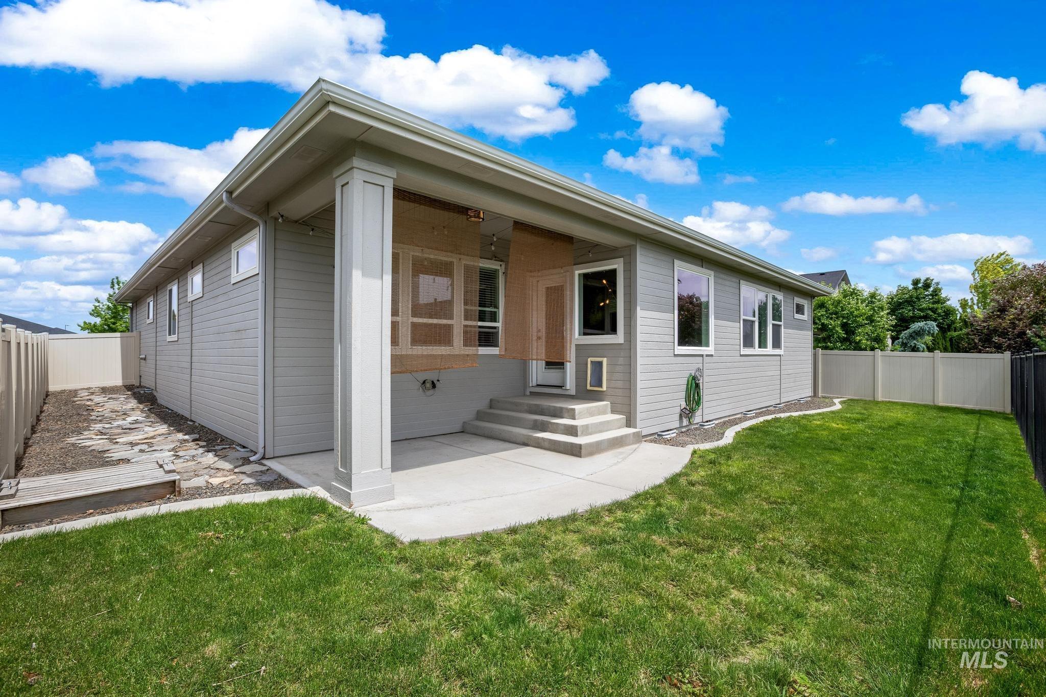2681 E Rhyolite Ct., Nampa, Idaho 83686, 3 Bedrooms, 2 Bathrooms, Residential For Sale, Price $479,900,MLS 98987926