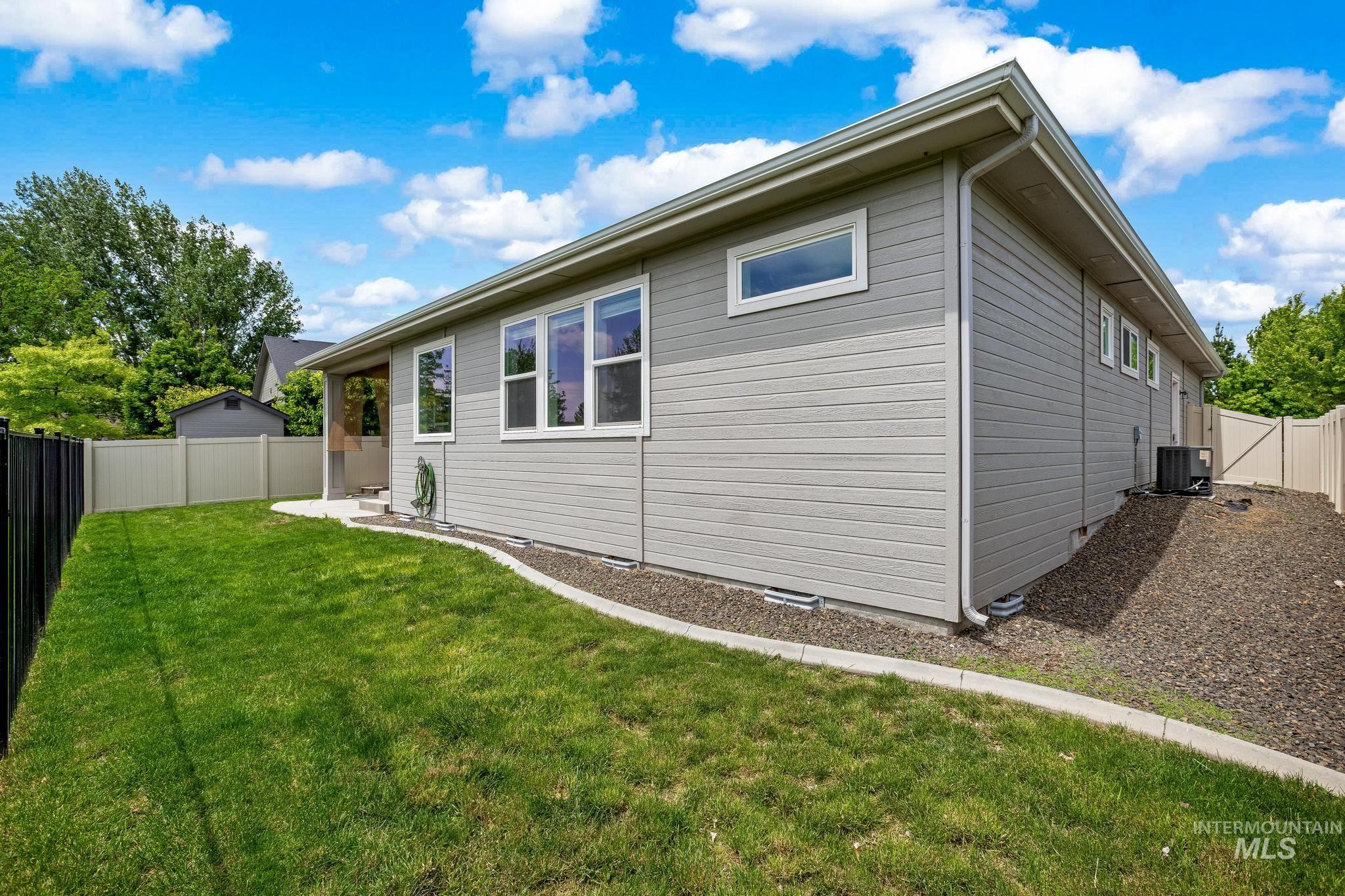 2681 E Rhyolite Ct., Nampa, Idaho 83686, 3 Bedrooms, 2 Bathrooms, Residential For Sale, Price $479,900,MLS 98987926