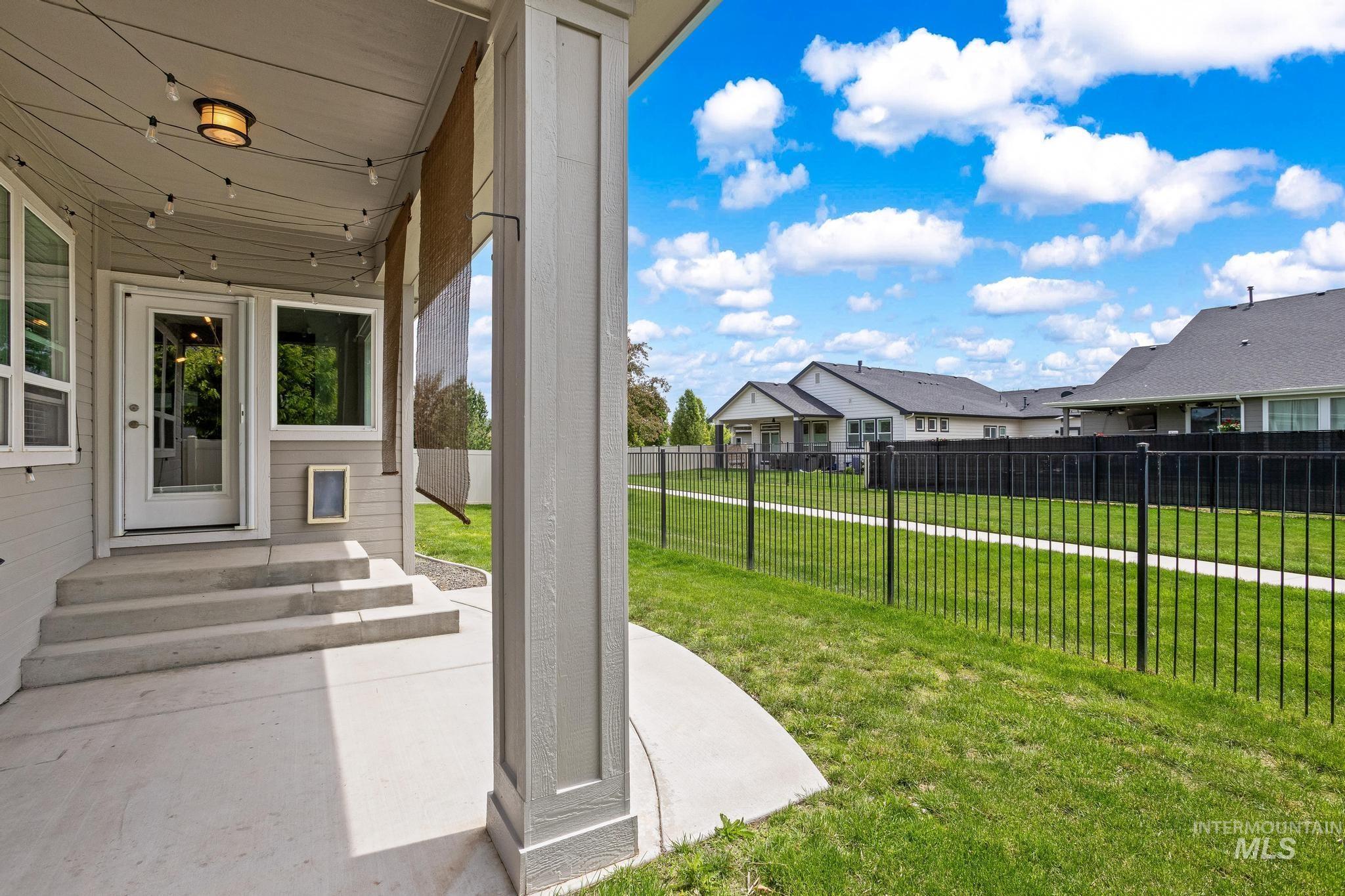 2681 E Rhyolite Ct., Nampa, Idaho 83686, 3 Bedrooms, 2 Bathrooms, Residential For Sale, Price $479,900,MLS 98987926