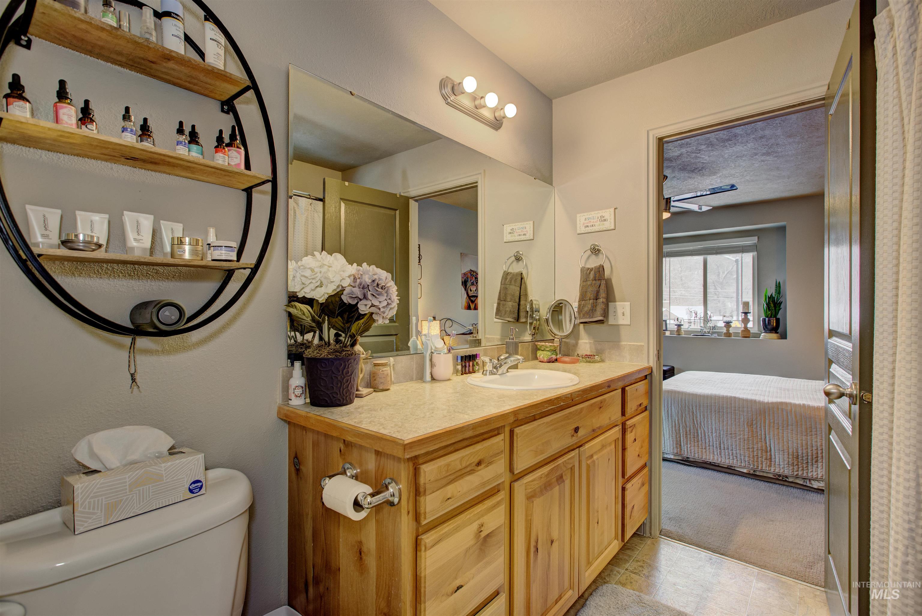 1514/1516 S Manitou Ave, Boise, Idaho 83706, 2 Bedrooms, 2.5 Bathrooms, Residential Income For Sale, Price $905,000, 98987927