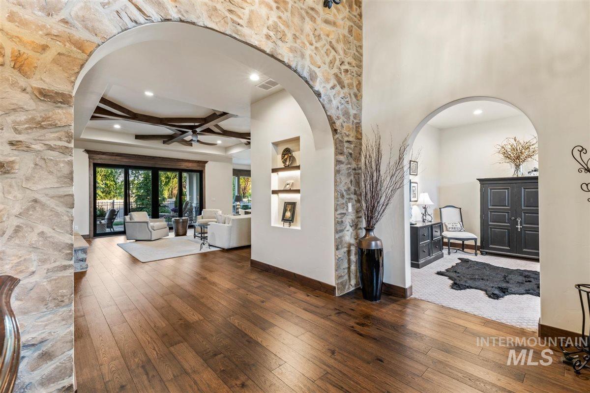 6347 W Biathlon St, Eagle, Idaho 83616, 3 Bedrooms, 2.5 Bathrooms, Residential For Sale, Price $1,099,000, 98987933