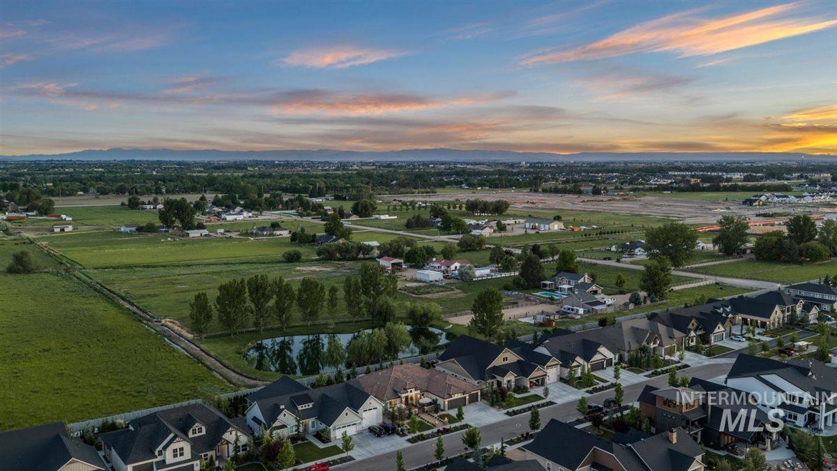 6347 W Biathlon St, Eagle, Idaho 83616, 3 Bedrooms, 2.5 Bathrooms, Residential For Sale, Price $1,099,000, 98987933