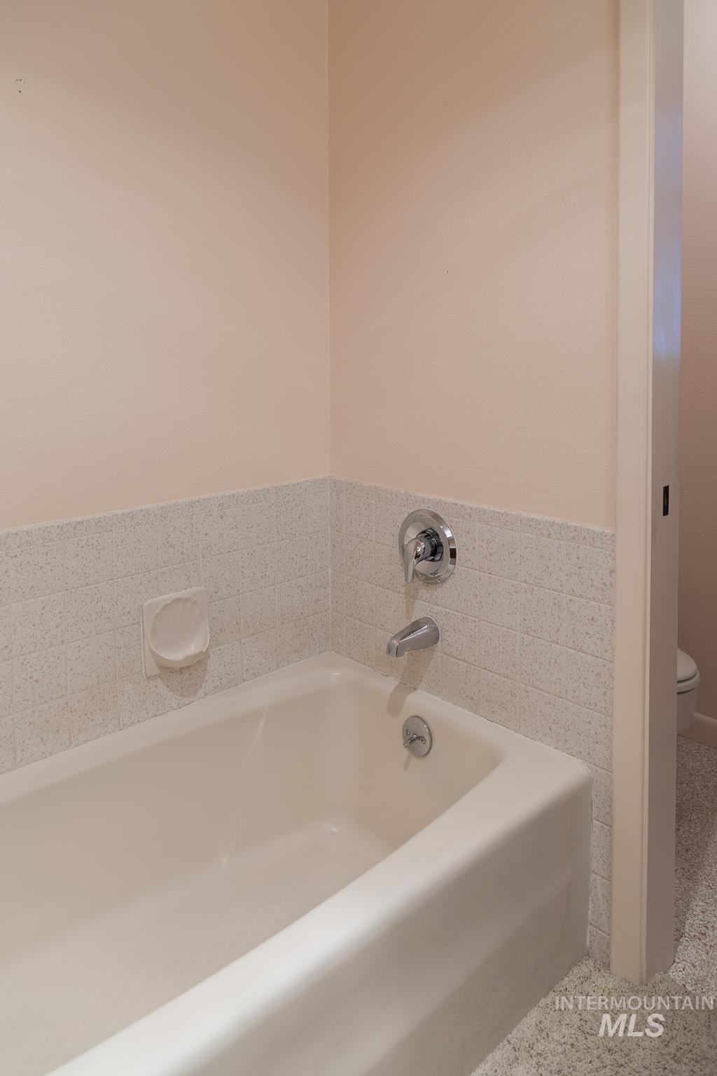 282 NW 16th St, Ontario, Oregon 97914, 3 Bedrooms, 2 Bathrooms, Residential For Sale, Price $400,000, 98987935