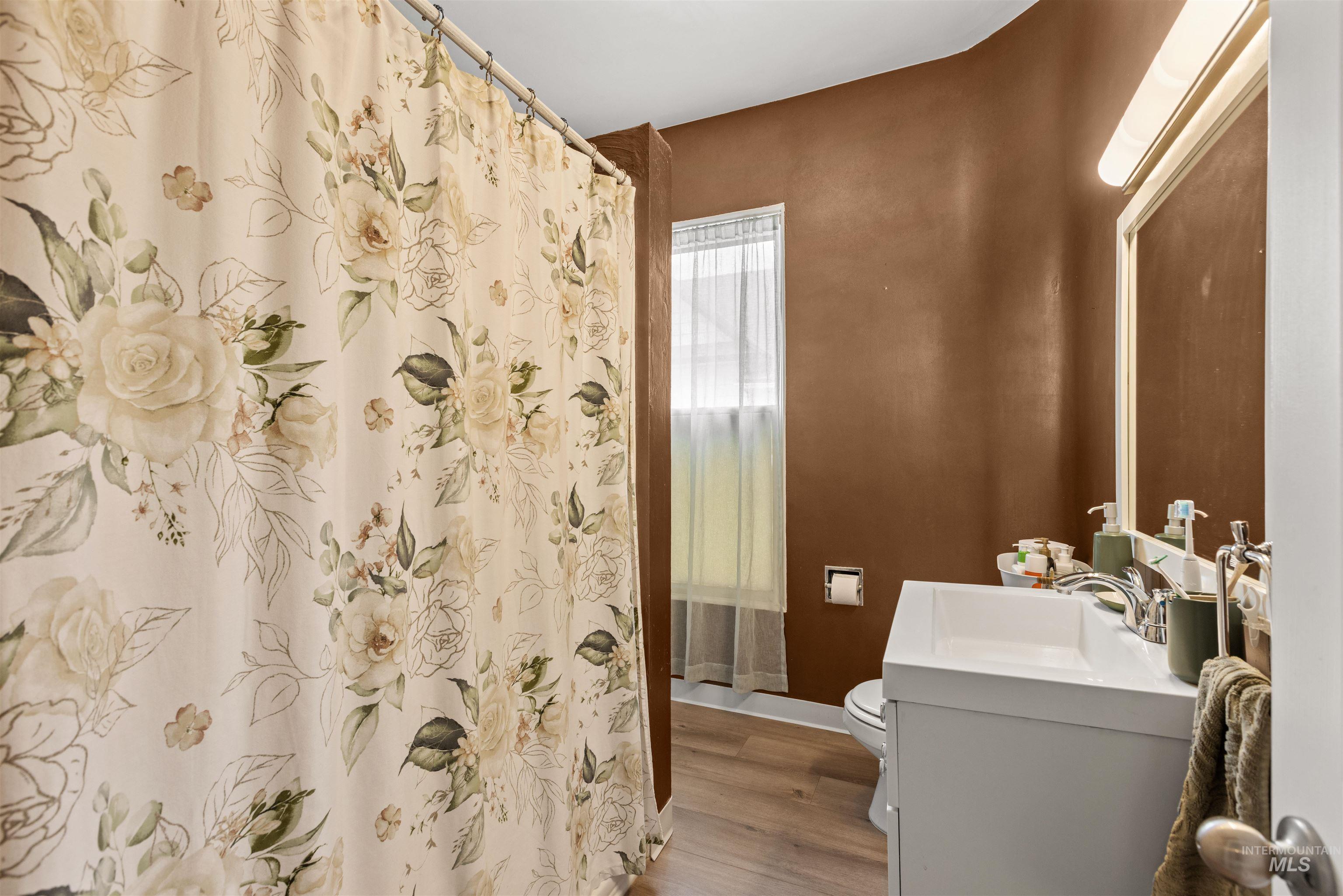 616 18th Ave N, Nampa, Idaho 83687, 2 Bedrooms, 1 Bathroom, Residential For Sale, Price $338,000, 98987936
