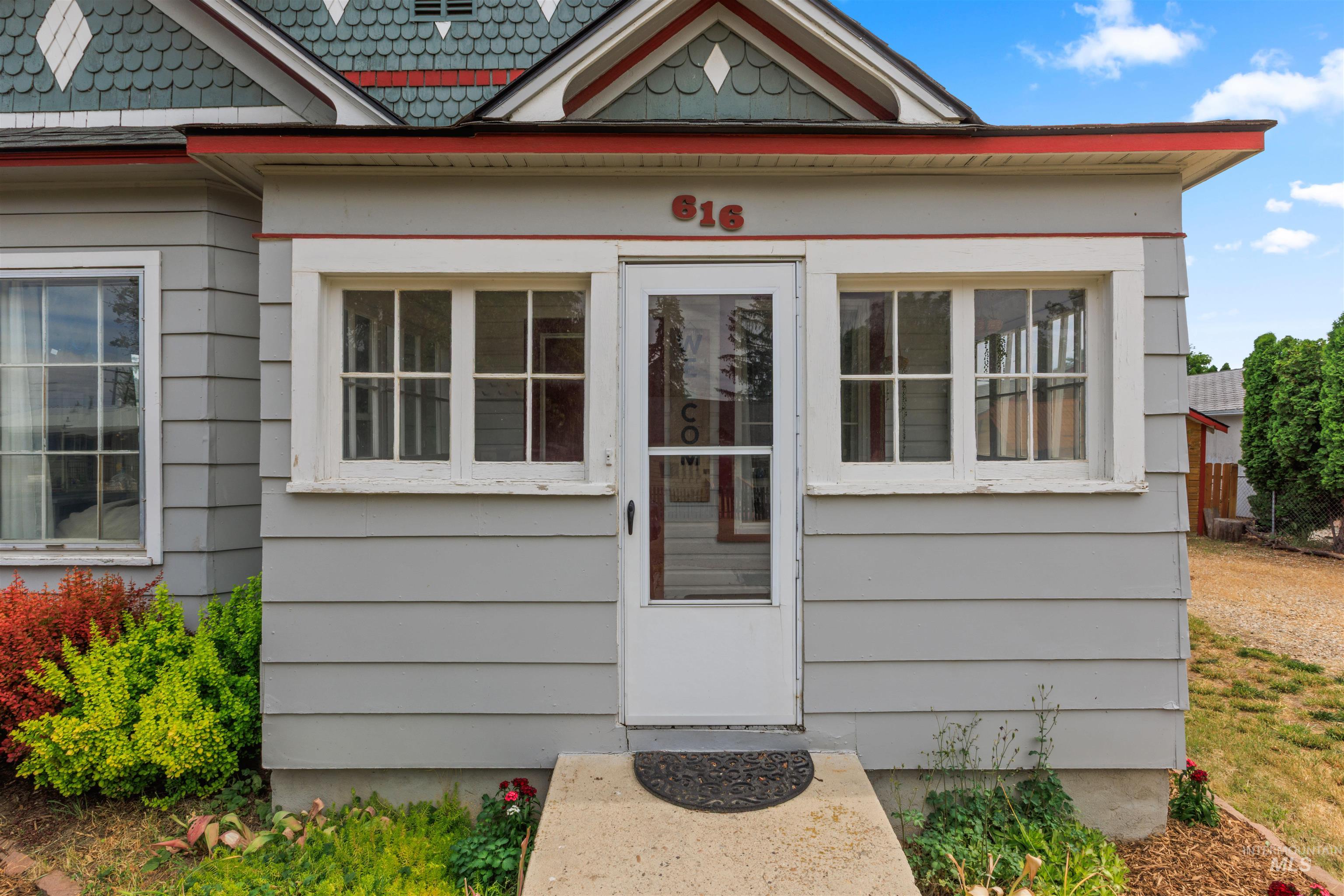 616 18th Ave N, Nampa, Idaho 83687, 2 Bedrooms, 1 Bathroom, Residential For Sale, Price $338,000, 98987936
