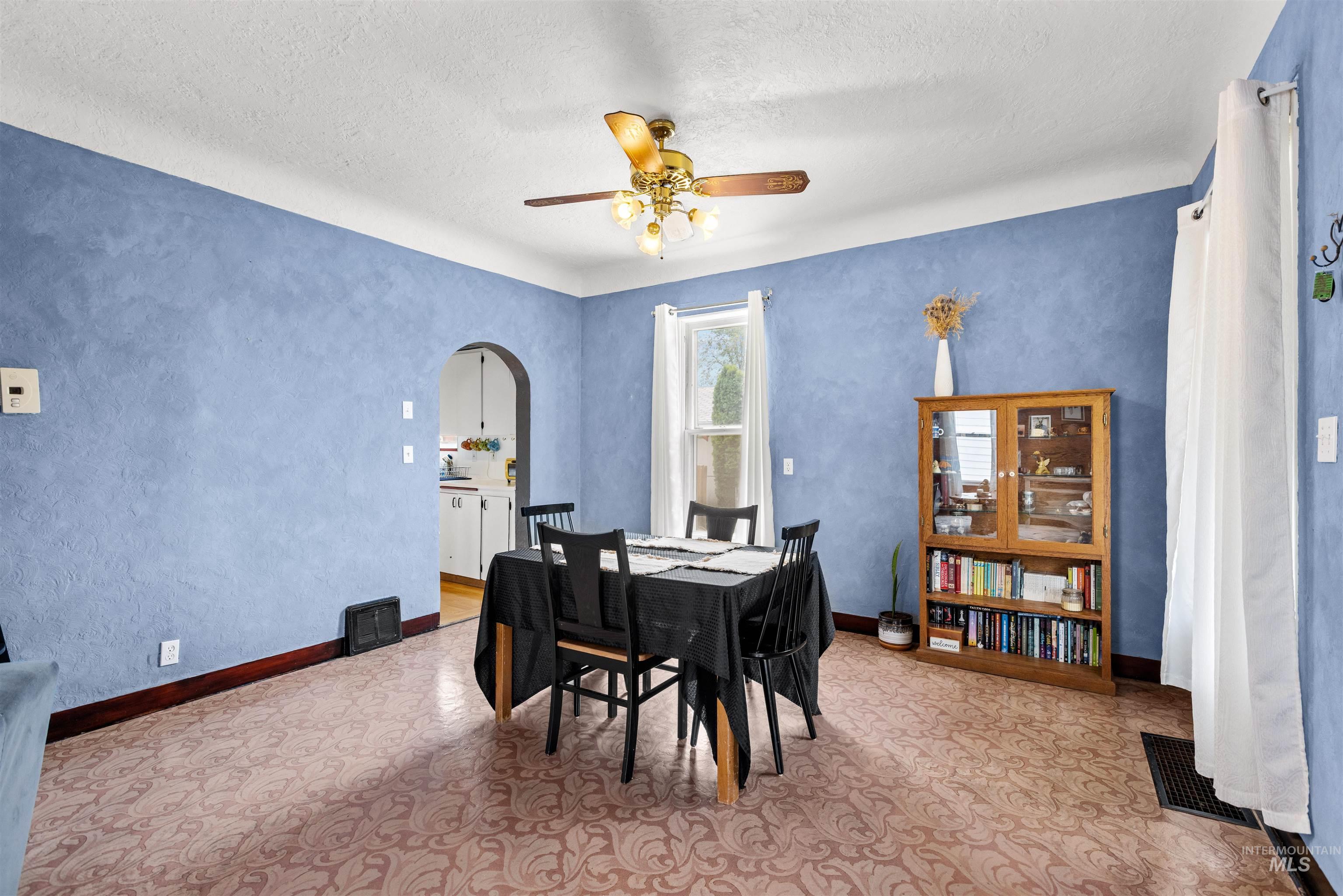 616 18th Ave N, Nampa, Idaho 83687, 2 Bedrooms, 1 Bathroom, Residential For Sale, Price $338,000, 98987936