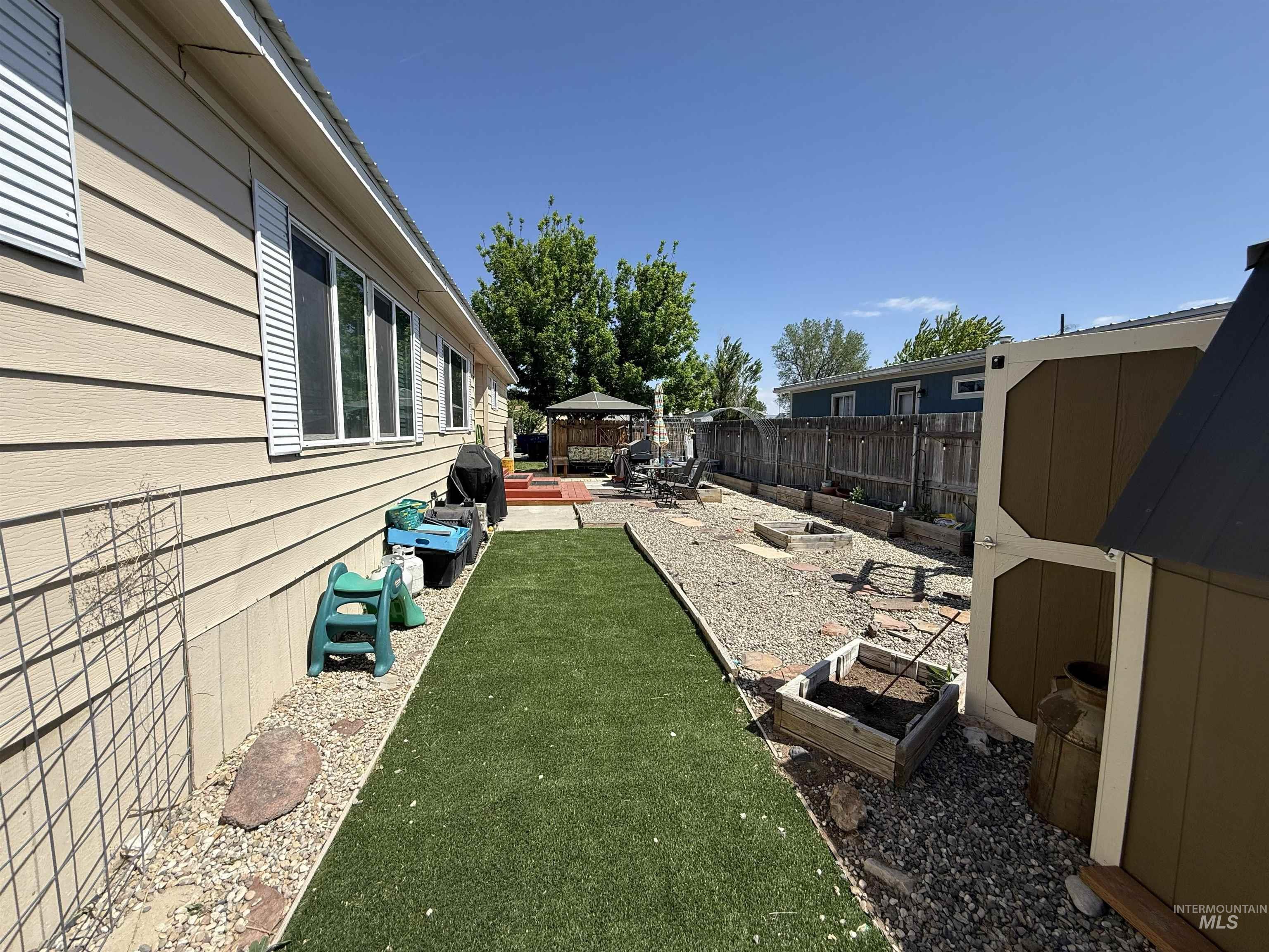 1715 Windmere Dr, Mountain Home, Idaho 83647, 3 Bedrooms, 2 Bathrooms, Residential For Sale, Price $149,900, 98987940
