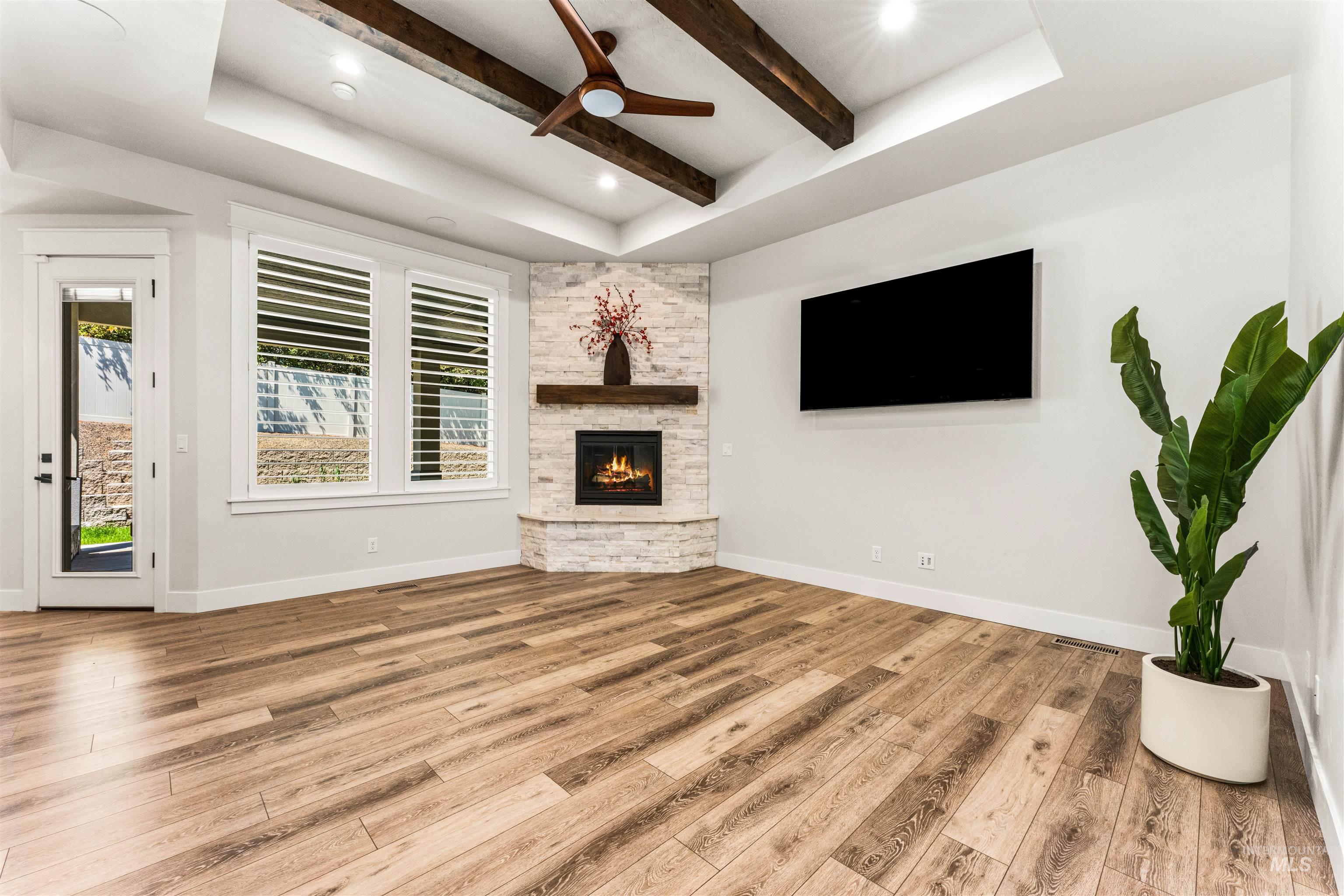 3369 S Grenze Way, Meridian, Idaho 83642, 4 Bedrooms, 3 Bathrooms, Residential For Sale, Price $997,900, 98987942