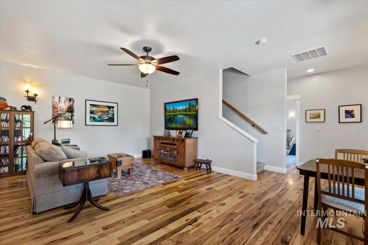 5410 W Beacon Light Rd, Eagle, Idaho 83616, 5 Bedrooms, 5 Bathrooms, Residential For Sale, Price $1,700,070, 98987943