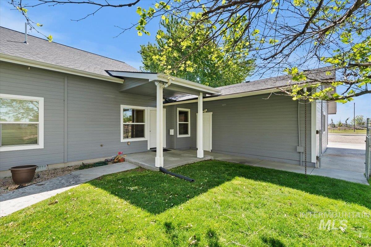 5410 W Beacon Light Rd, Eagle, Idaho 83616, 5 Bedrooms, 5 Bathrooms, Residential For Sale, Price $1,700,070, 98987943