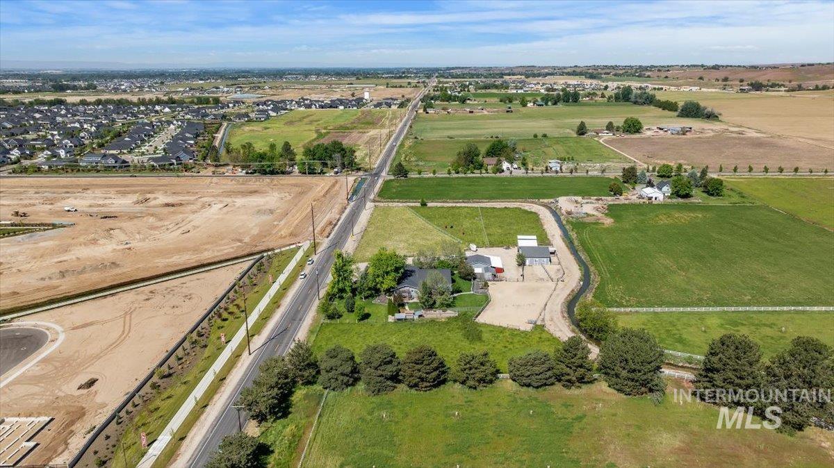 5410 W Beacon Light Rd, Eagle, Idaho 83616, 5 Bedrooms, 5 Bathrooms, Residential For Sale, Price $1,700,070, 98987943