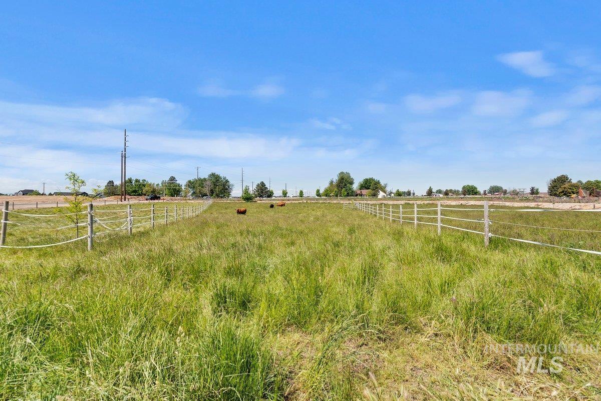 5410 W Beacon Light Rd, Eagle, Idaho 83616, 5 Bedrooms, 5 Bathrooms, Residential For Sale, Price $1,700,070, 98987943