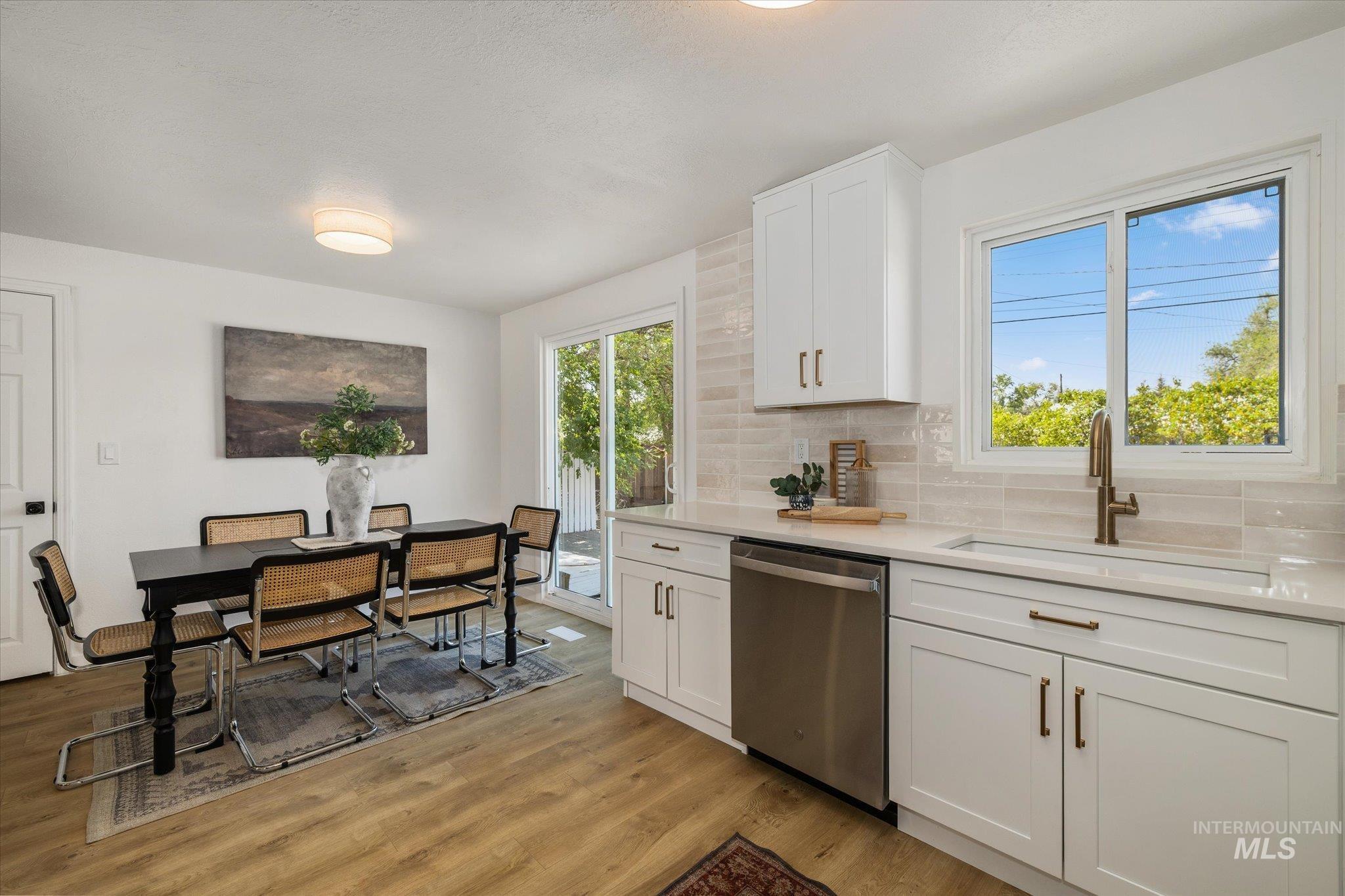 1015 E 16th N, Mountain Home, Idaho 83647, 3 Bedrooms, 1 Bathroom, Residential For Sale, Price $299,900, 98987945
