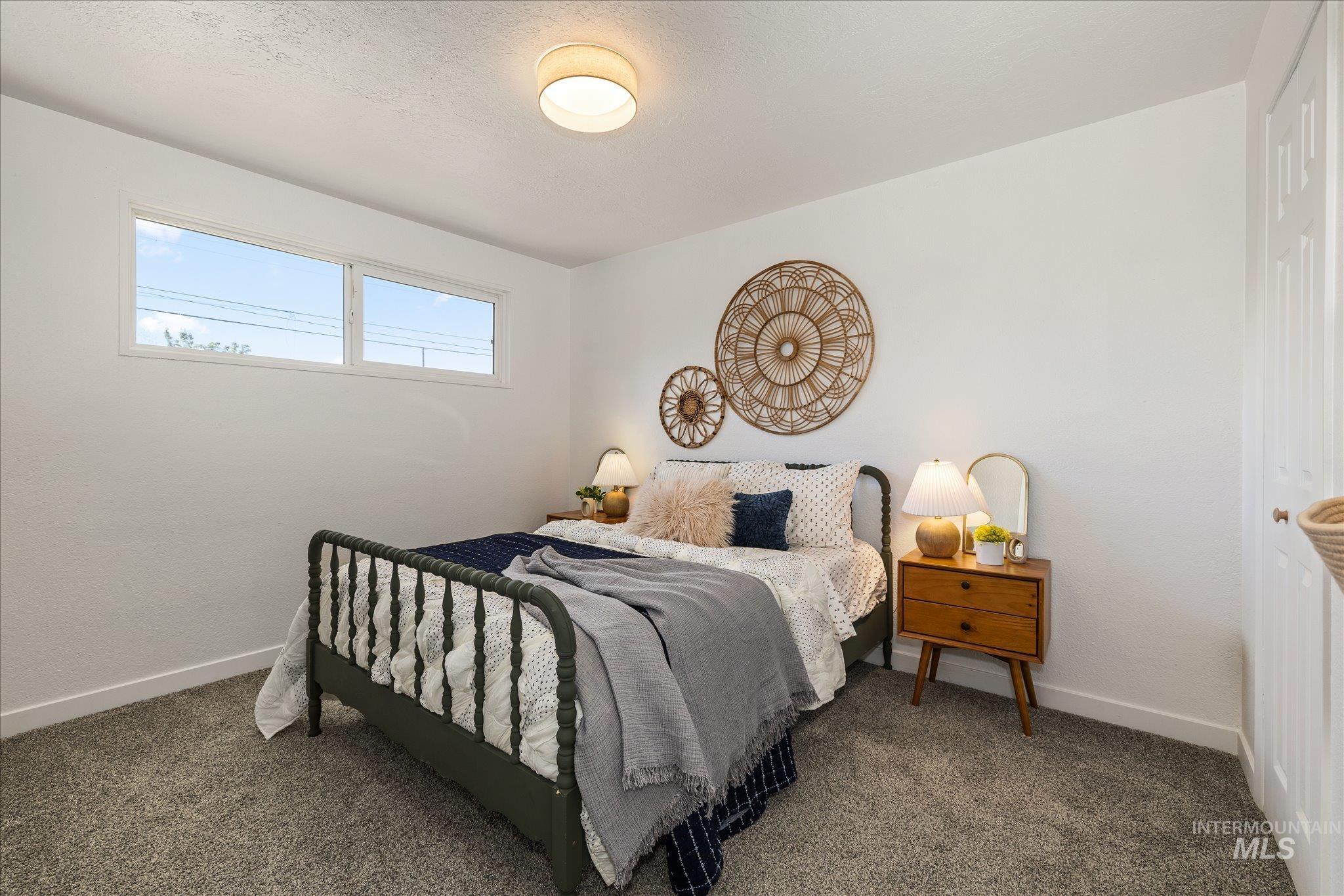 1015 E 16th N, Mountain Home, Idaho 83647, 3 Bedrooms, 1 Bathroom, Residential For Sale, Price $299,900, 98987945