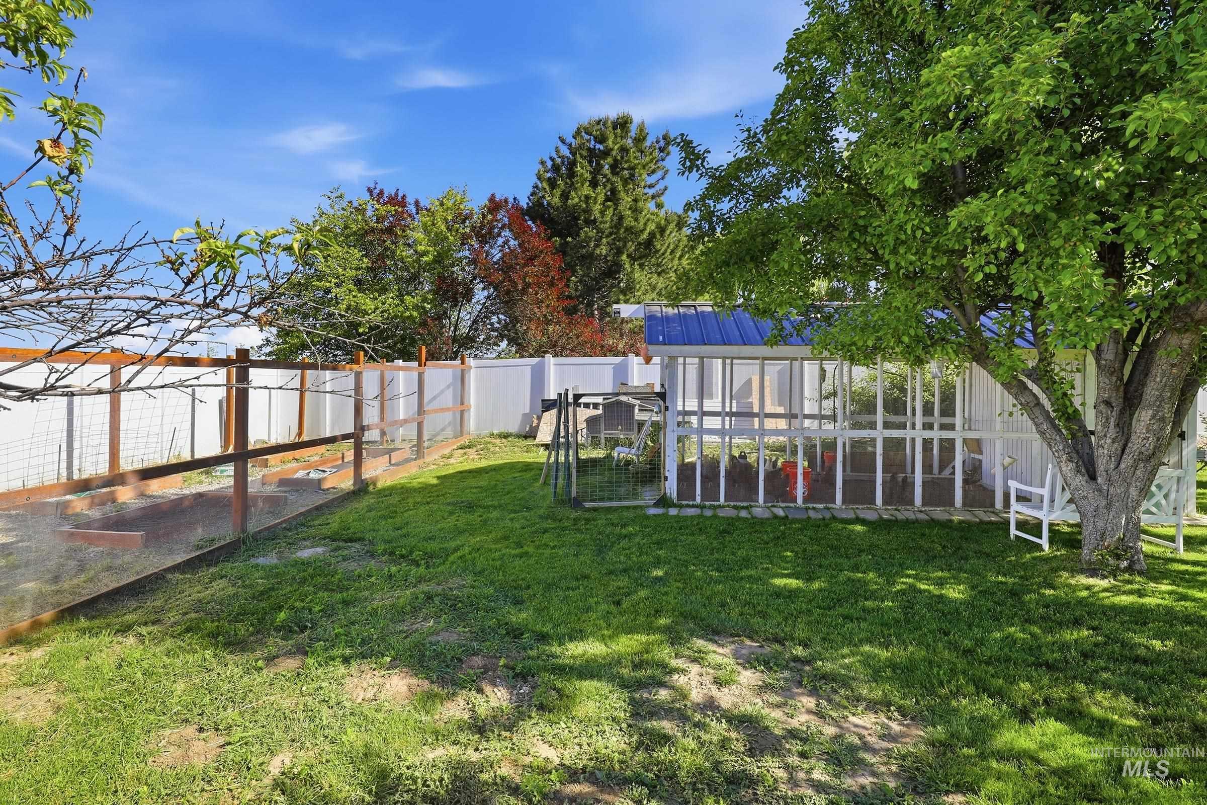 6185 N Serenity Lane, Meridian, Idaho 83646, 5 Bedrooms, 3.5 Bathrooms, Residential For Sale, Price $983,000,MLS 98987946