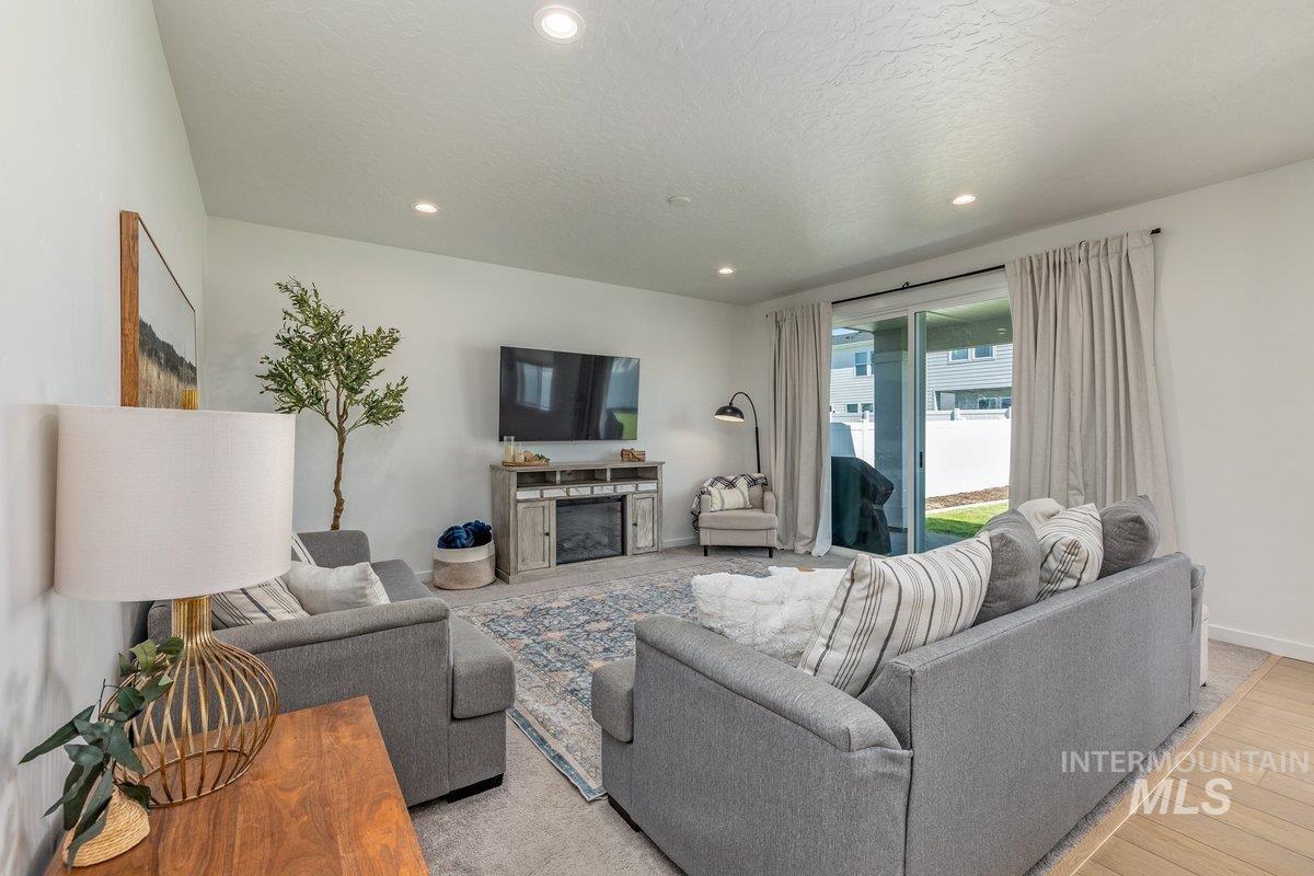 1380 W Chilitna St, Meridian, Idaho 83642, 3 Bedrooms, 2.5 Bathrooms, Residential For Sale, Price $575,000, 98987947