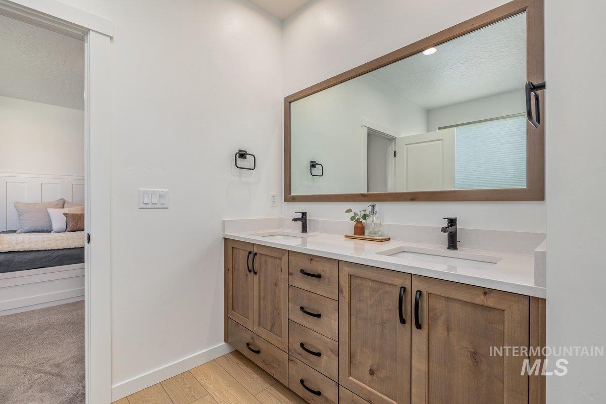 1380 W Chilitna St, Meridian, Idaho 83642, 3 Bedrooms, 2.5 Bathrooms, Residential For Sale, Price $575,000, 98987947