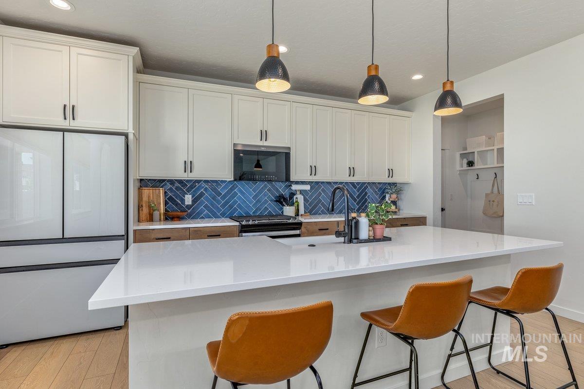 1380 W Chilitna St, Meridian, Idaho 83642, 3 Bedrooms, 2.5 Bathrooms, Residential For Sale, Price $575,000, 98987947