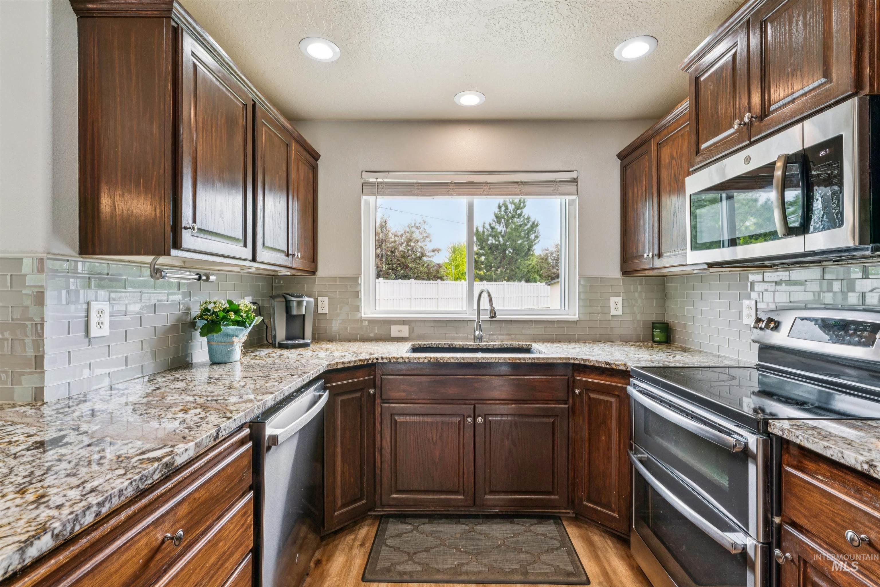 761 E. New Rockrose Ct., Kuna, Idaho 83634, 4 Bedrooms, 3 Bathrooms, Residential For Sale, Price $435,000, 98987949