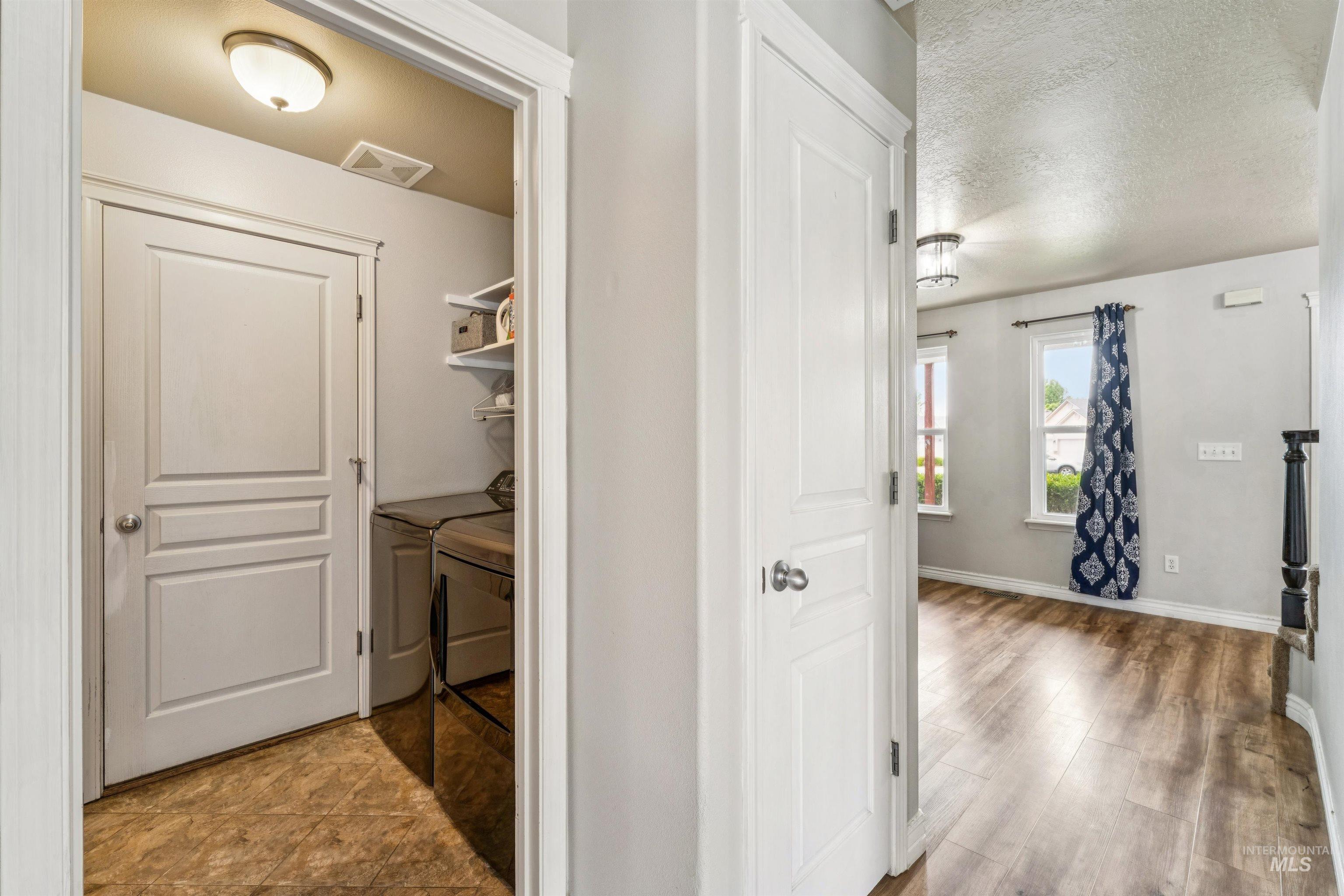 761 E. New Rockrose Ct., Kuna, Idaho 83634, 4 Bedrooms, 3 Bathrooms, Residential For Sale, Price $435,000, 98987949
