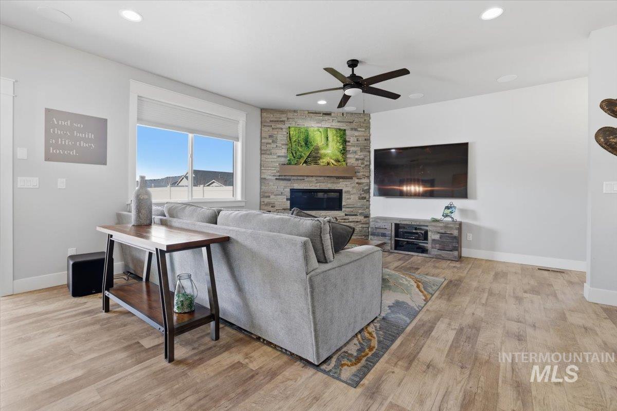 12827 S Milazzo Way, Nampa, Idaho 83686, 3 Bedrooms, 2.5 Bathrooms, Residential For Sale, Price $522,000, 98987950
