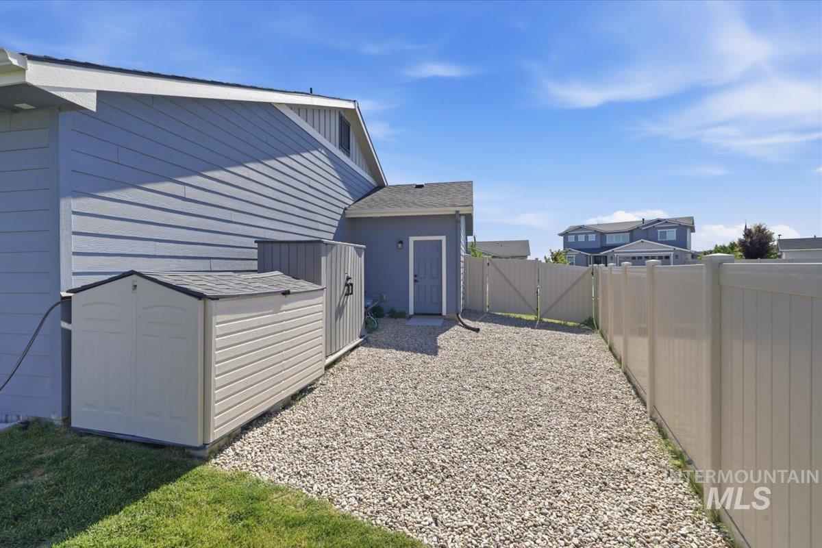 12827 S Milazzo Way, Nampa, Idaho 83686, 3 Bedrooms, 2.5 Bathrooms, Residential For Sale, Price $515,000,MLS 98987950