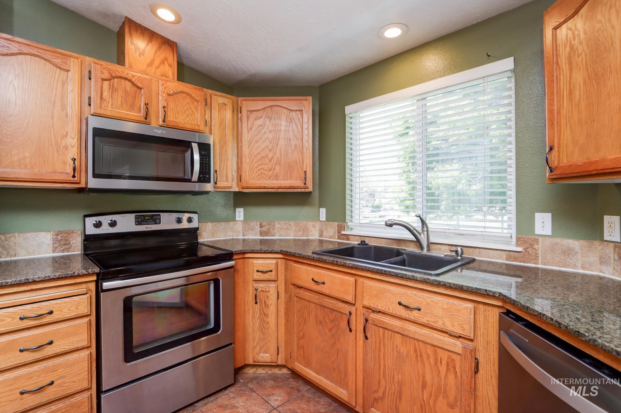 907 52nd St, Nampa, Idaho 83687, 4 Bedrooms, 3 Bathrooms, Residential For Sale, Price $675,000, 98987951