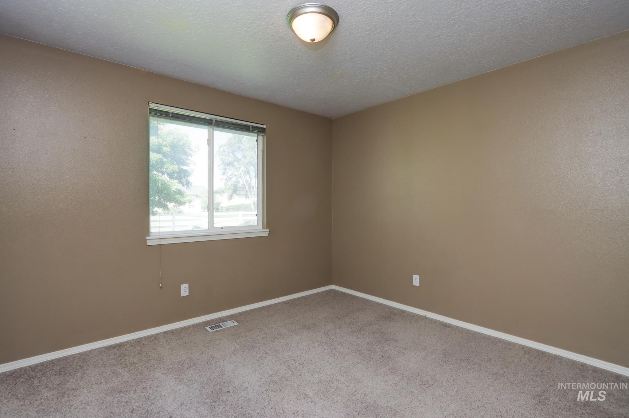 907 52nd St, Nampa, Idaho 83687, 4 Bedrooms, 3 Bathrooms, Residential For Sale, Price $675,000, 98987951
