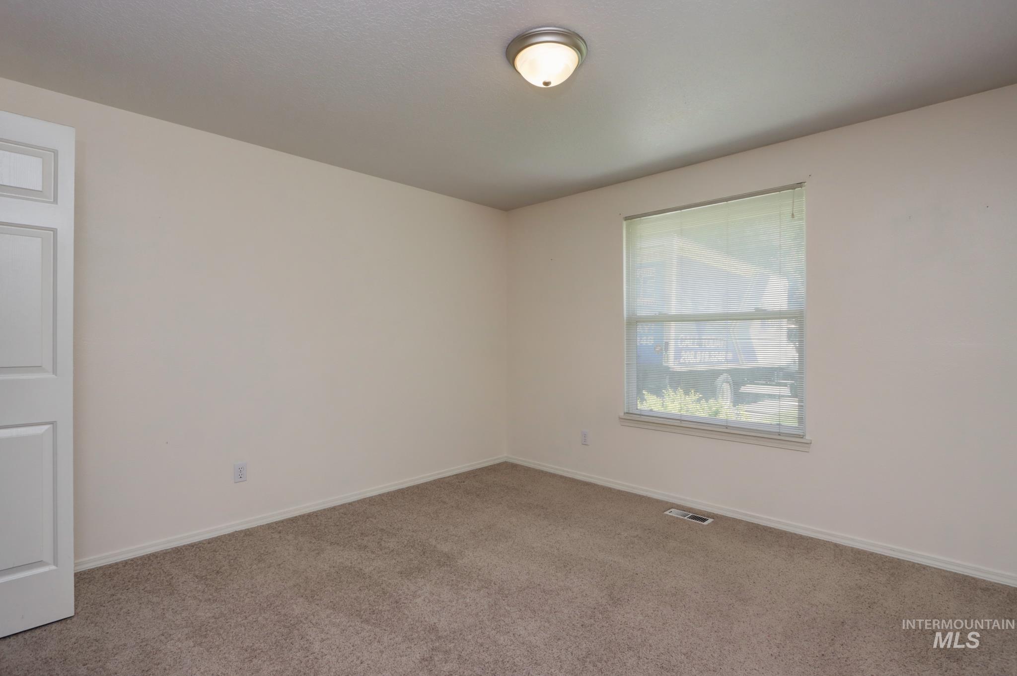 907 52nd St, Nampa, Idaho 83687, 4 Bedrooms, 3 Bathrooms, Residential For Sale, Price $675,000, 98987951