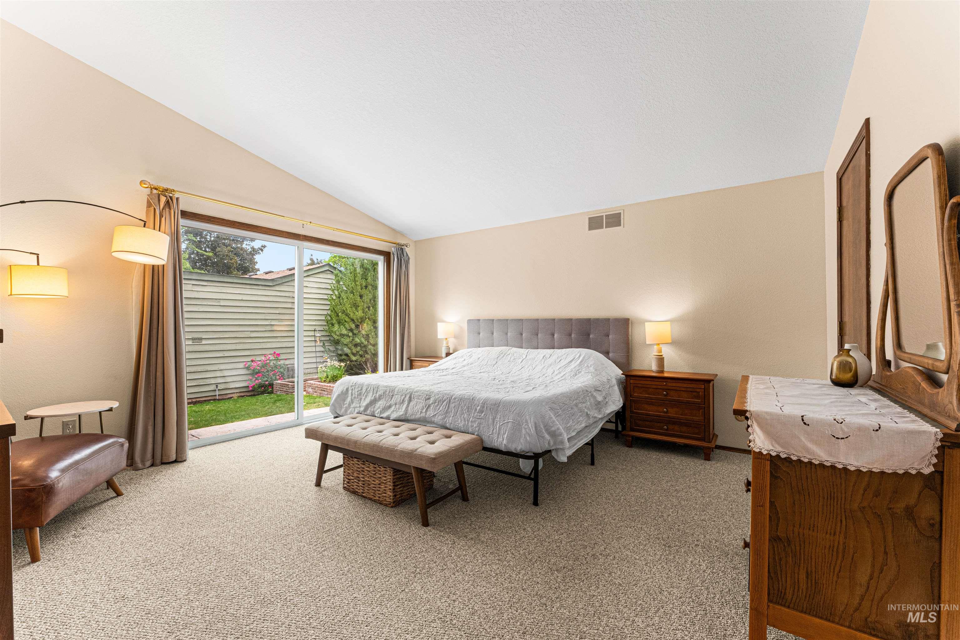 149 S Quail Run Place, Boise, Idaho 83709, 4 Bedrooms, 3 Bathrooms, Residential For Sale, Price $525,000, 98987953
