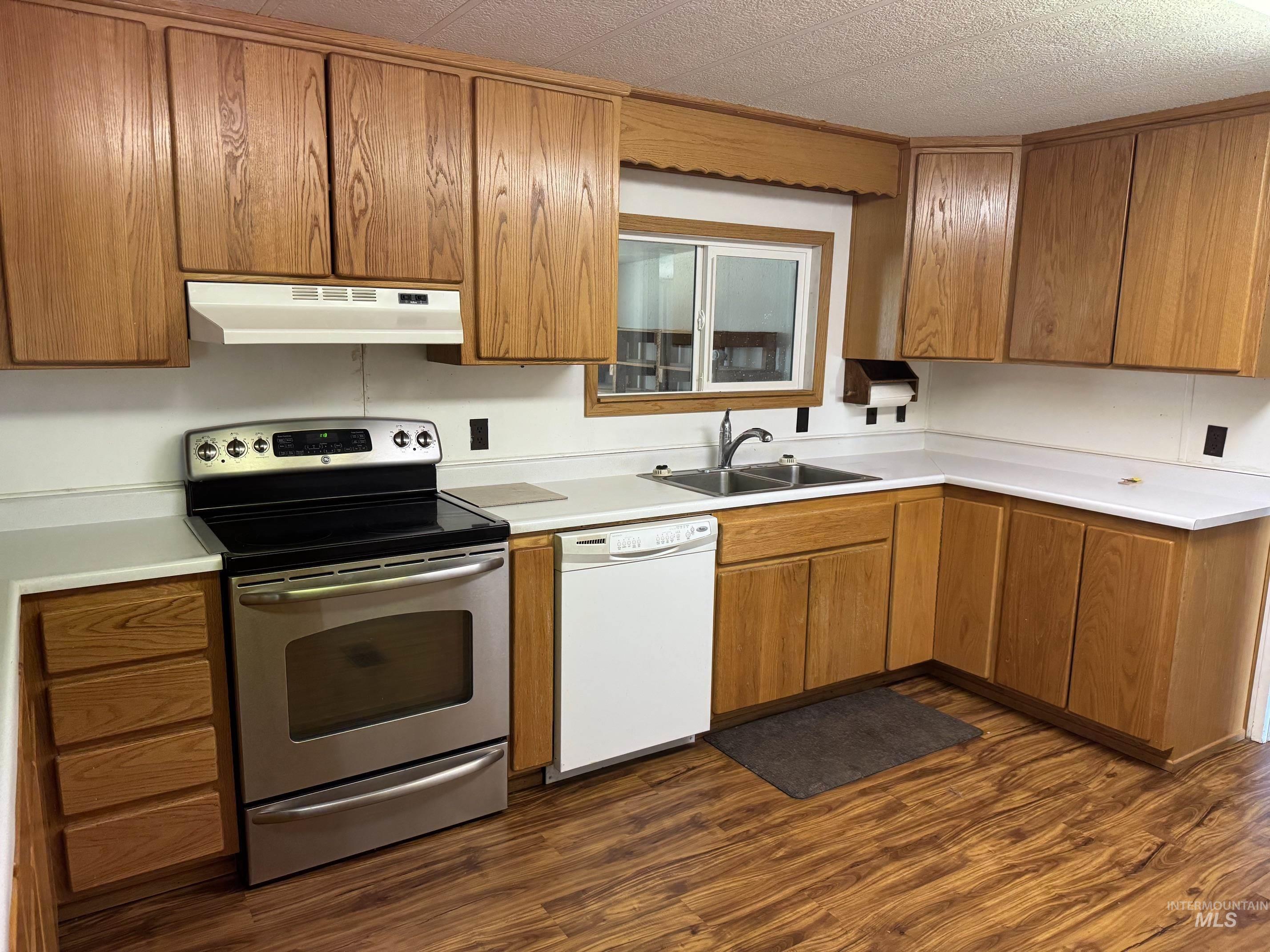308 N 200 N, Jerome, Idaho 83338, 4 Bedrooms, 2 Bathrooms, Residential For Sale, Price $389,900, 98987956