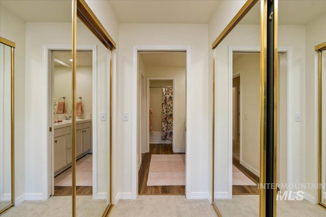 5110 S Surprise Way, Boise, Idaho 83716, 2 Bedrooms, 2 Bathrooms, Residential For Sale, Price $495,000, 98987957