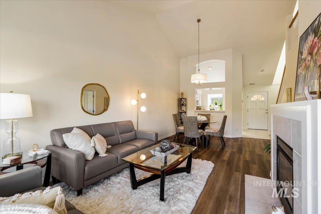 5110 S Surprise Way, Boise, Idaho 83716, 2 Bedrooms, 2 Bathrooms, Residential For Sale, Price $495,000, 98987957