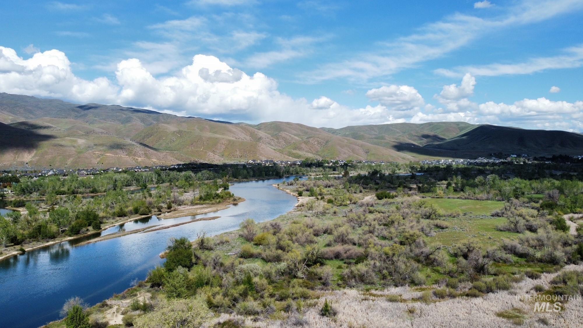 5110 S Surprise Way, Boise, Idaho 83716, 2 Bedrooms, 2 Bathrooms, Residential For Sale, Price $495,000, 98987957