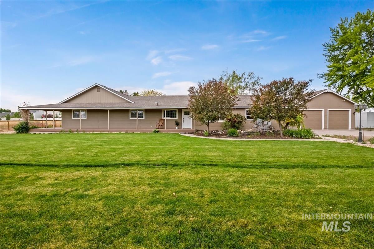 2333 N Mountain Ash Ave, Kuna, Idaho 83634, 4 Bedrooms, 3 Bathrooms, Residential For Sale, Price $839,900, 98987959