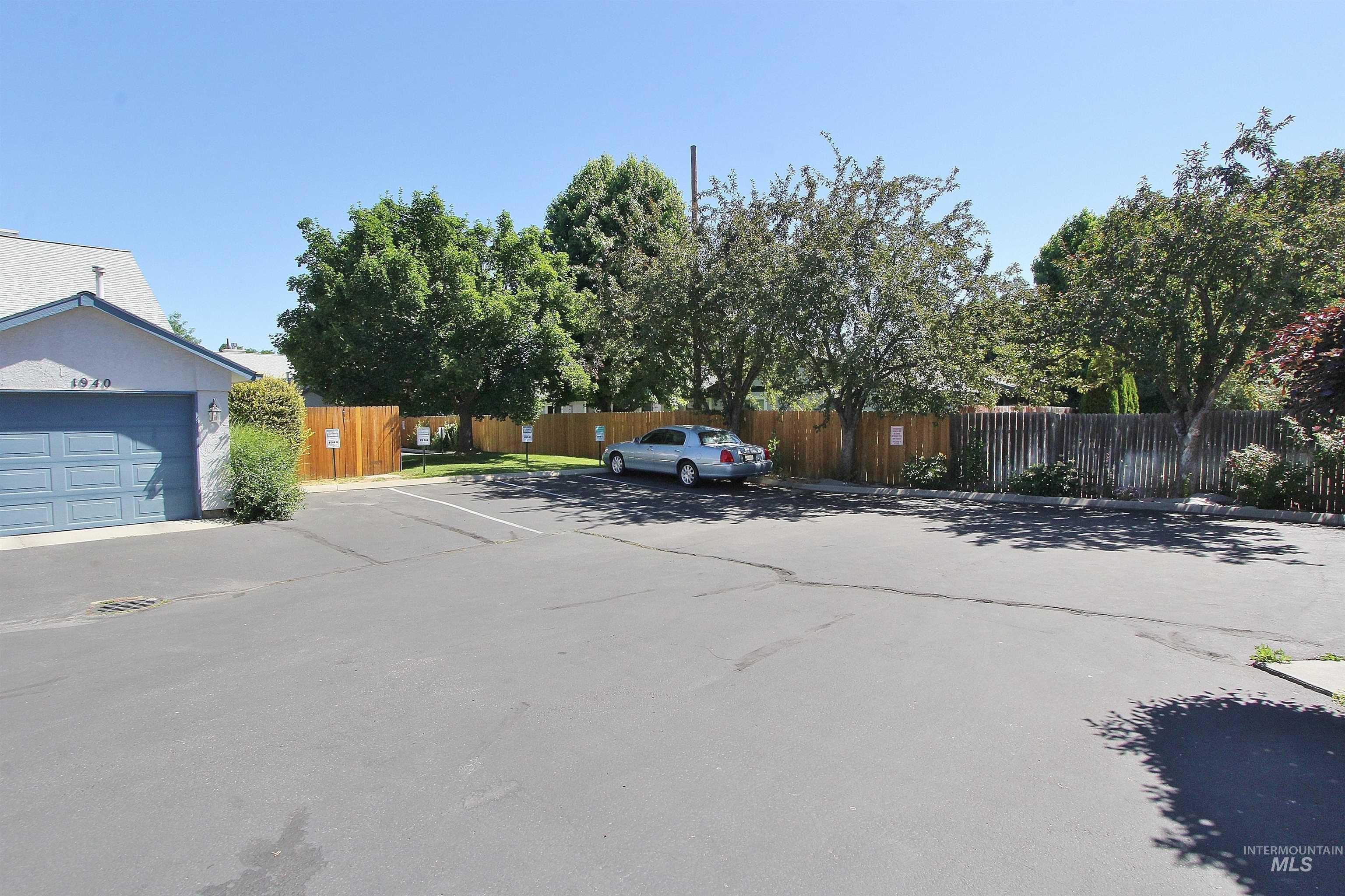 1958 S Division Ave, Boise, Idaho 83706, 3 Bedrooms, 2.5 Bathrooms, Residential For Sale, Price $425,000,MLS 98987961