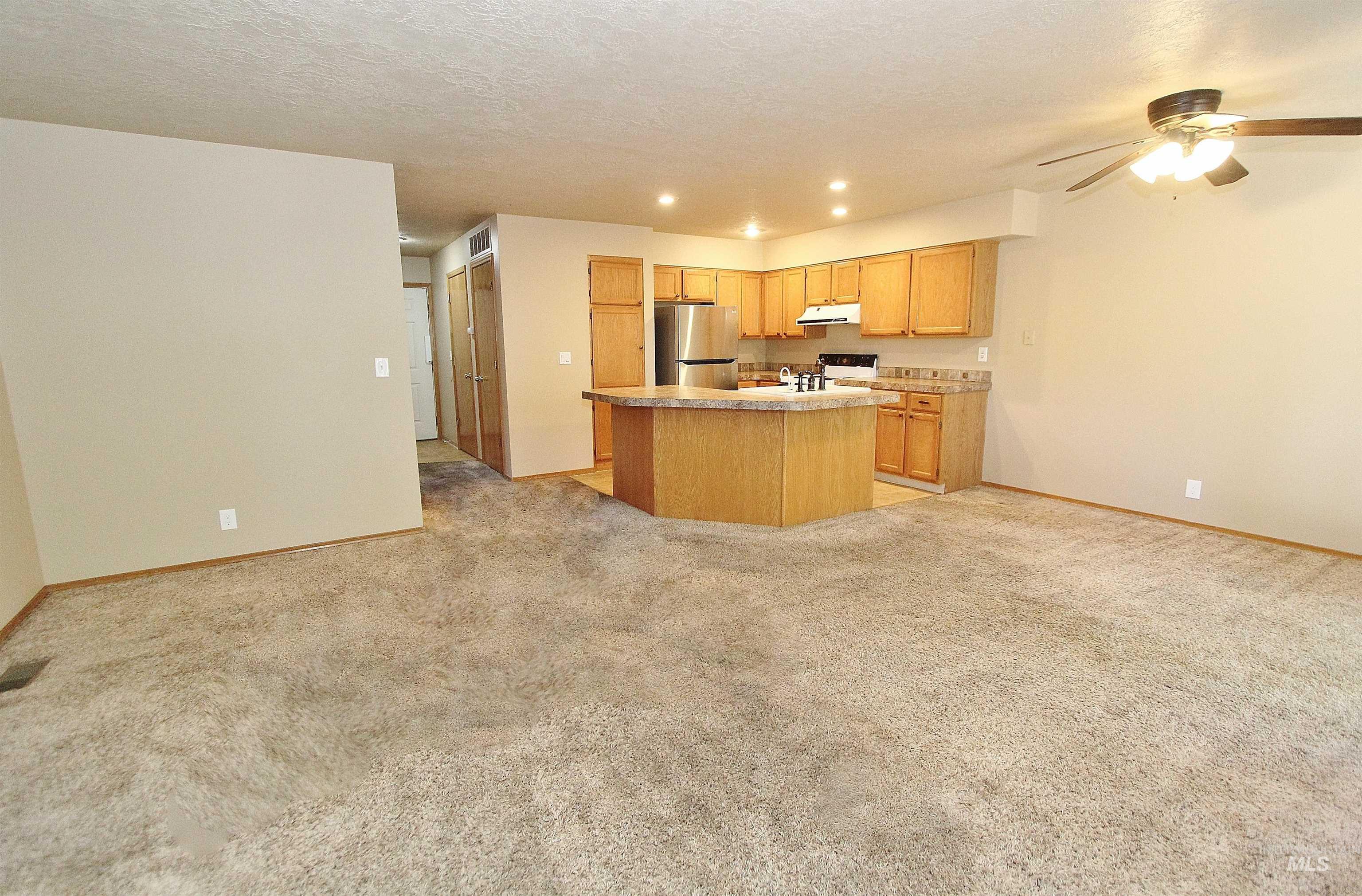 1958 S Division Ave, Boise, Idaho 83706, 3 Bedrooms, 2.5 Bathrooms, Residential For Sale, Price $425,000,MLS 98987961