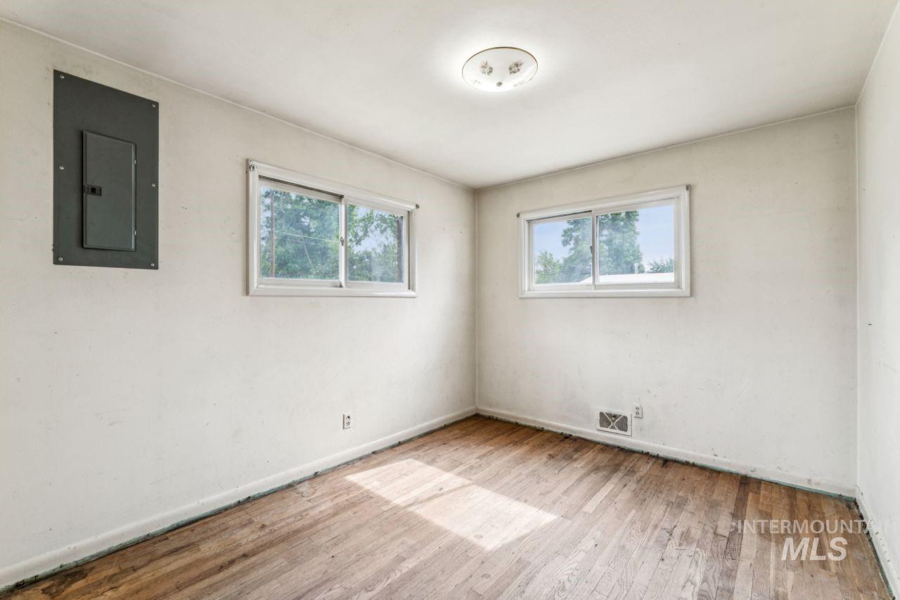 2506 W Ona Street, Boise, Idaho 83705-3531, 2 Bedrooms, 1 Bathroom, Residential For Sale, Price $334,900, 98987962
