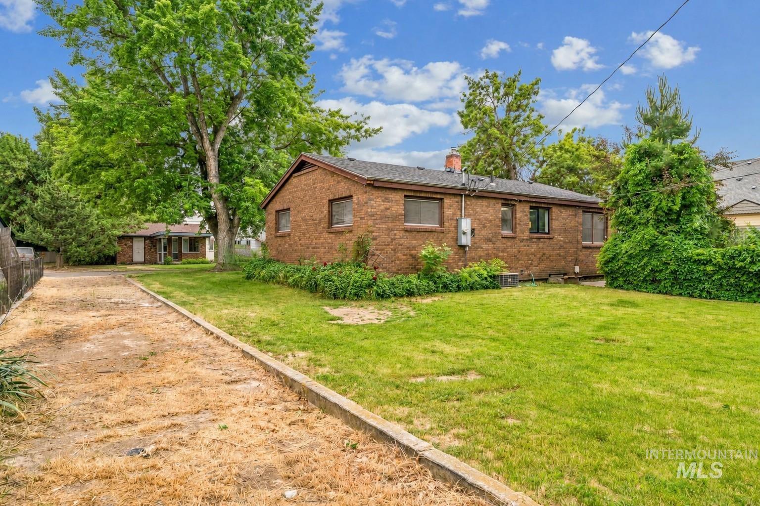 2506 W Ona Street, Boise, Idaho 83705-3531, 2 Bedrooms, 1 Bathroom, Residential For Sale, Price $334,900, 98987962