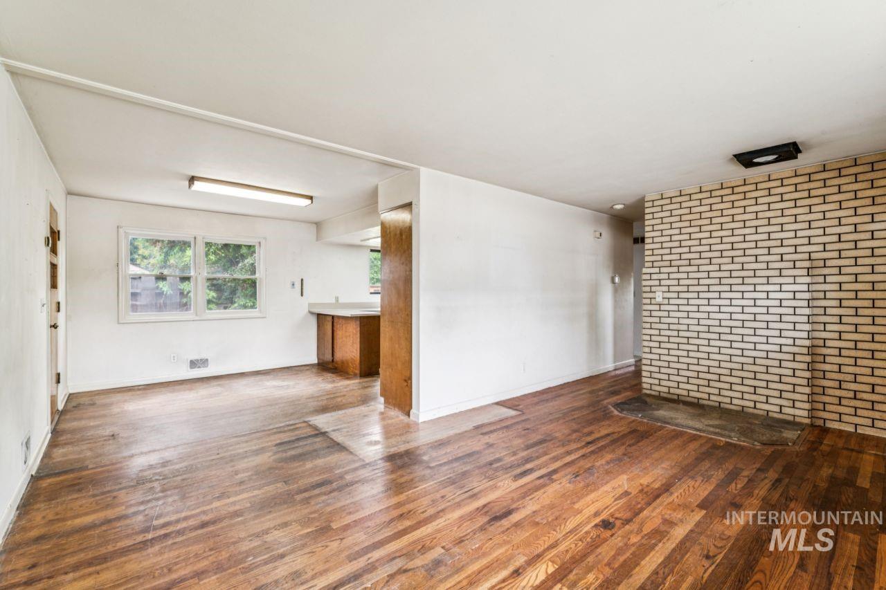 2506 W Ona Street, Boise, Idaho 83705-3531, 2 Bedrooms, 1 Bathroom, Residential For Sale, Price $334,900, 98987962
