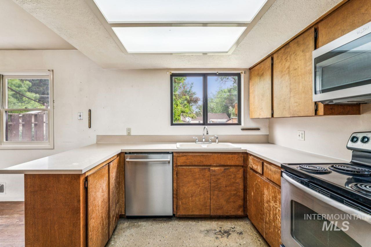 2506 W Ona Street, Boise, Idaho 83705-3531, 2 Bedrooms, 1 Bathroom, Residential For Sale, Price $334,900, 98987962