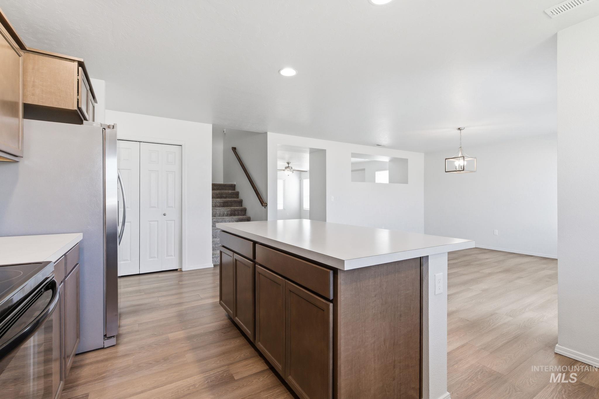1802 E Kentucky Ave, Nampa, Idaho 83686, 5 Bedrooms, 2.5 Bathrooms, Residential For Sale, Price $539,900, 98987963