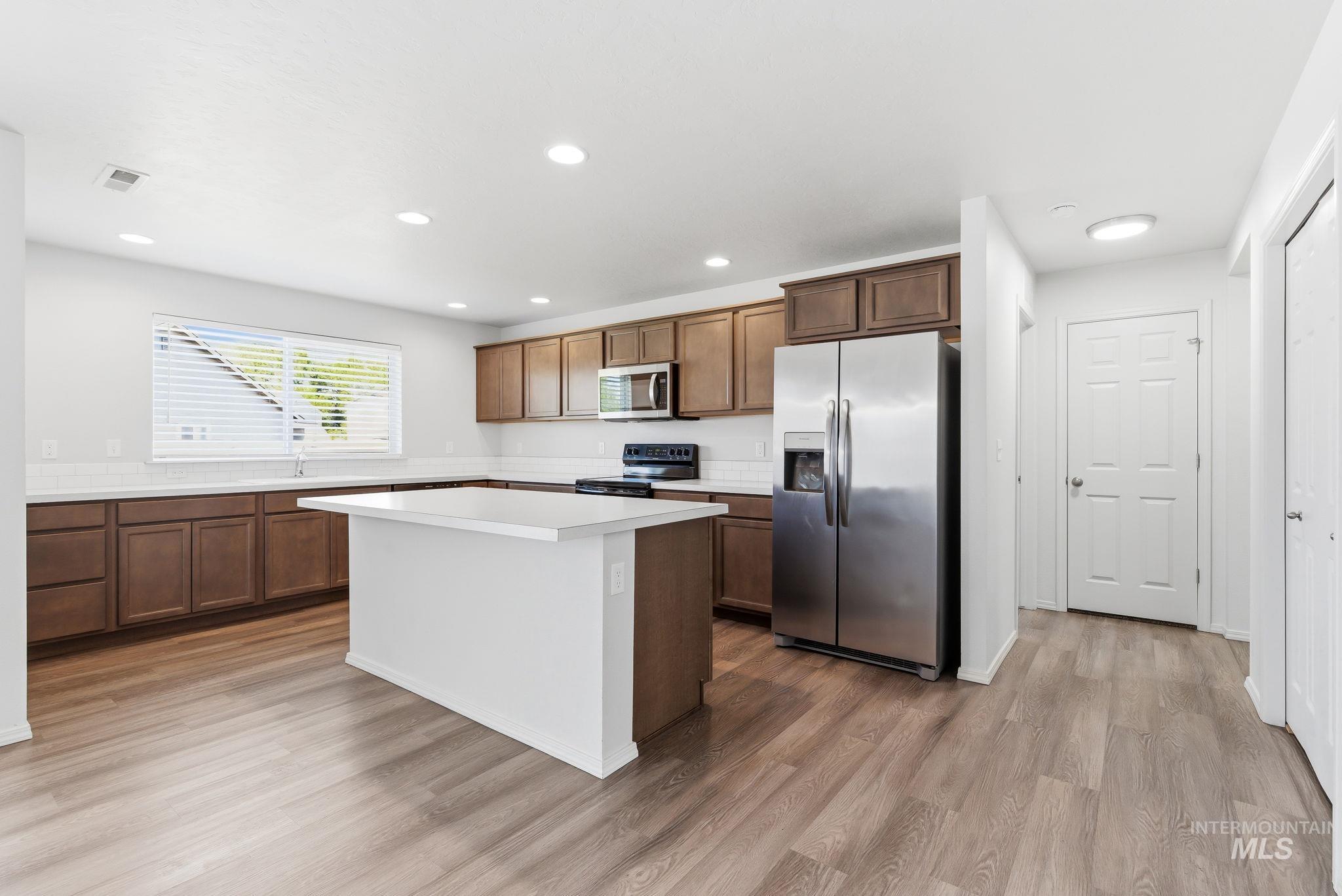 1802 E Kentucky Ave, Nampa, Idaho 83686, 5 Bedrooms, 2.5 Bathrooms, Residential For Sale, Price $539,900, 98987963